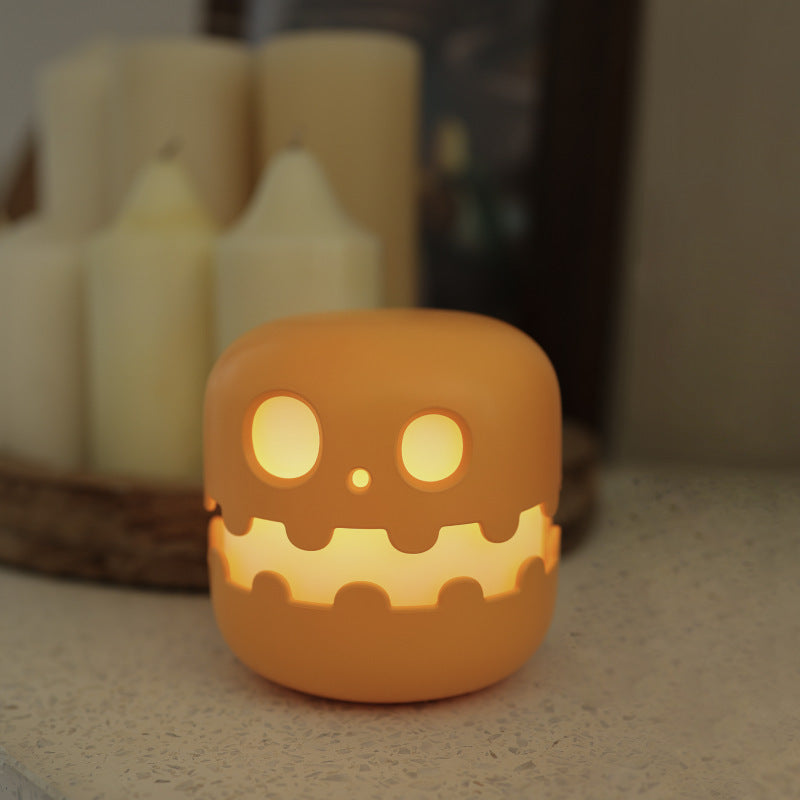 Jack-o'-lantern 🧡 ( ★★★★☆ 678 Reviews )