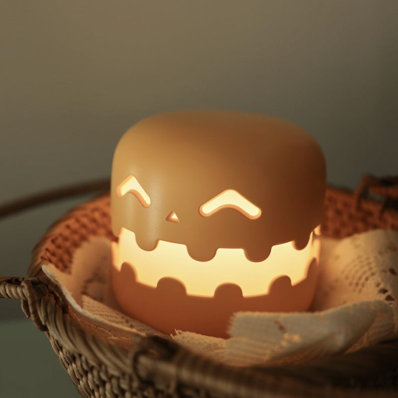 Jack-o'-lantern 🧡 ( ★★★★☆ 678 Reviews )